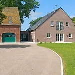 Coproyshof - Direkt Am - 3 Schlafzimmer, Privater & Feuerstelle Apartman *