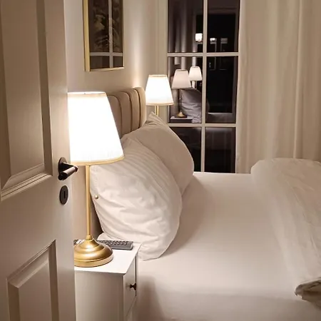 Coproyshof - Direkt Am - 3 Schlafzimmer, Privater & Feuerstelle Lejlighed *