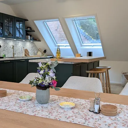 公寓 Coproyshof - Direkt Am - 3 Schlafzimmer, Privater & Feuerstelle 韦塞尔